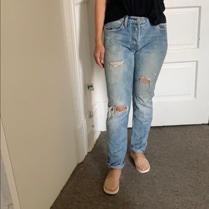 Levi’s 501 boyfriend jeans